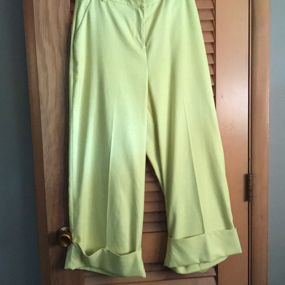 Wide leg cuffed ankle slacks - Picture 2 of 2